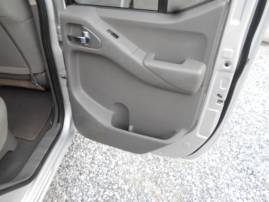 2019 Nissan Frontier Image 21