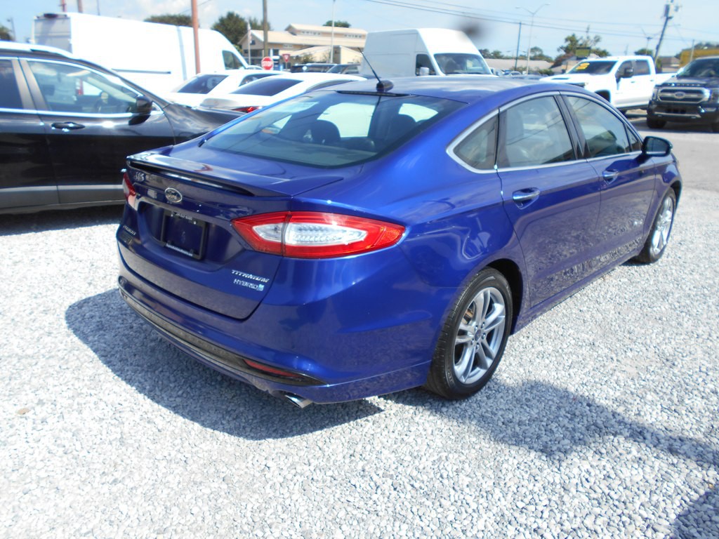 2016 Ford Fusion Image 5