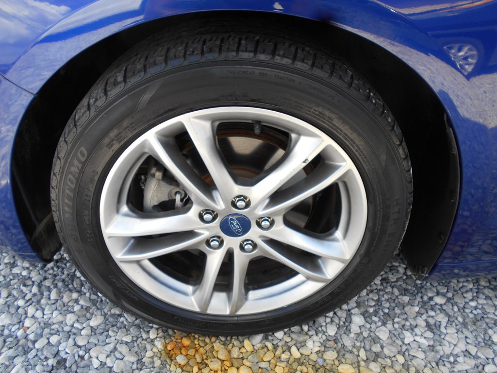2016 Ford Fusion Image 9