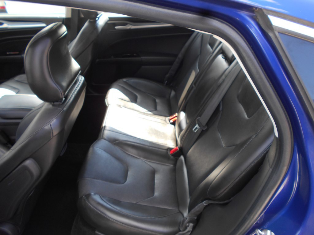 2016 Ford Fusion Image 22