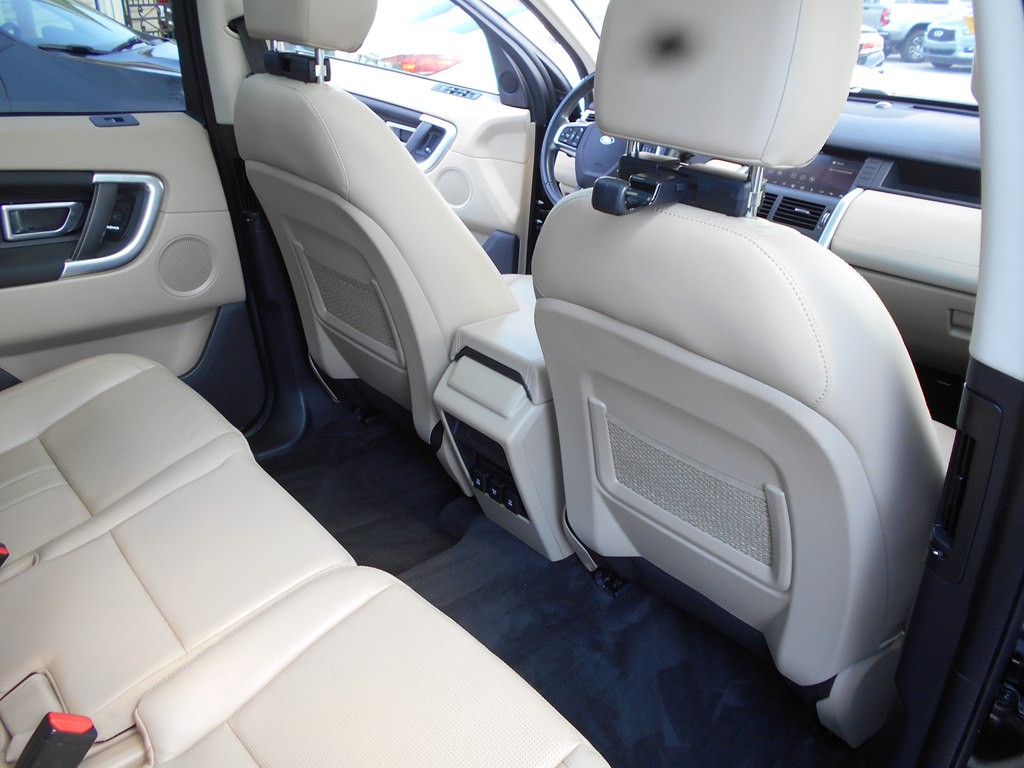 2019 Land Rover Discovery Sport Image 22