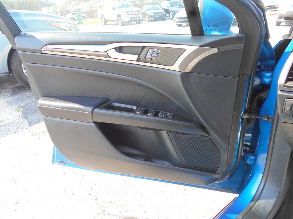 2019 Ford Fusion Image 15