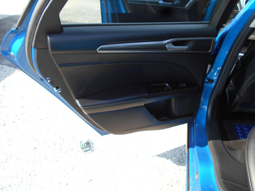 2019 Ford Fusion Image 18