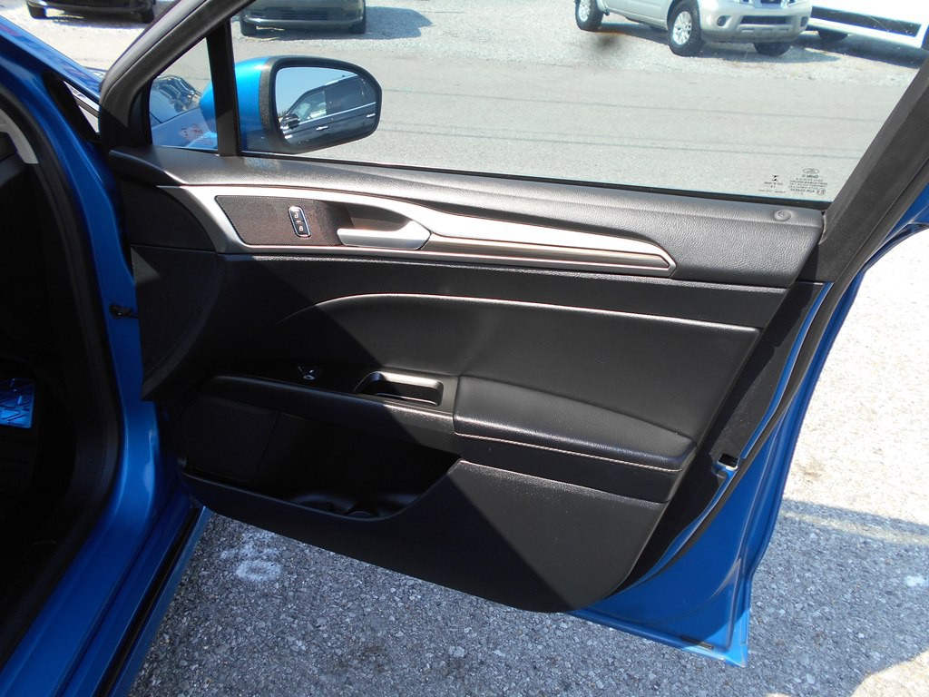 2019 Ford Fusion Image 25