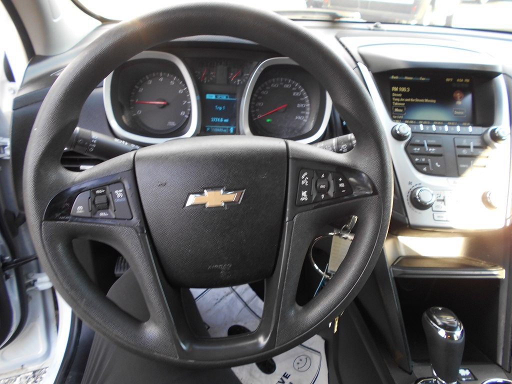 2017 Chevrolet Equinox Image 12