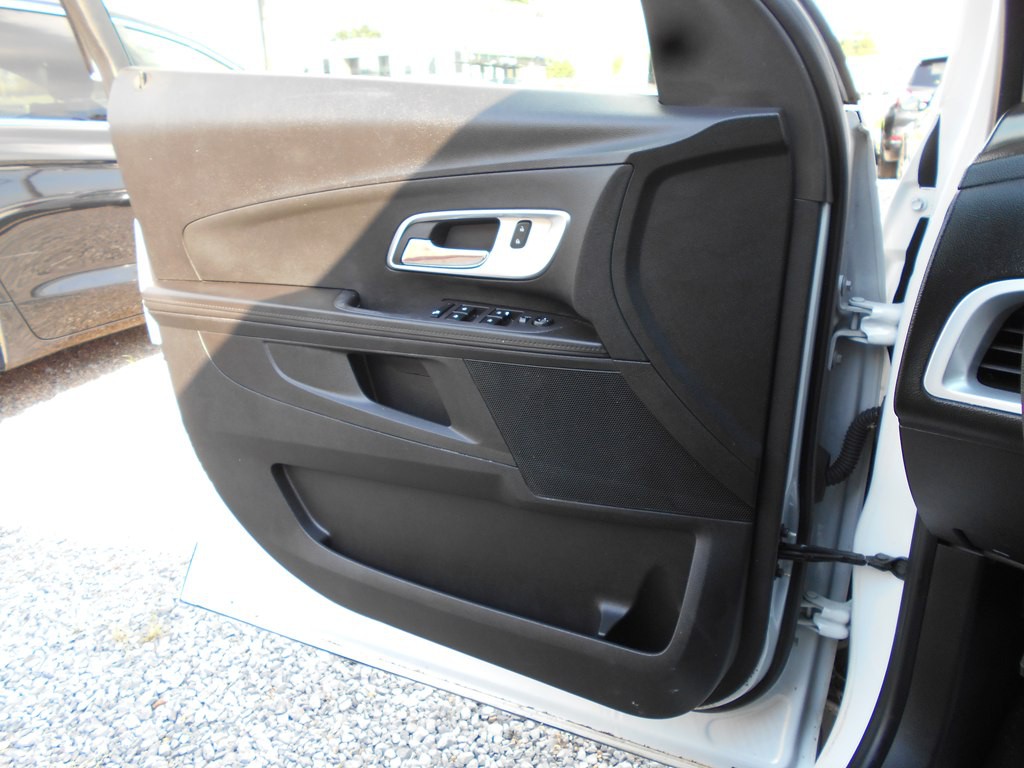 2017 Chevrolet Equinox Image 15