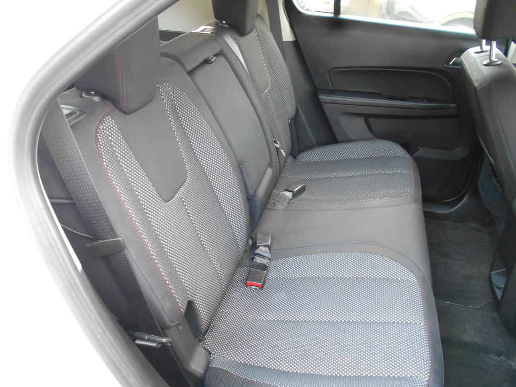 2017 Chevrolet Equinox Image 24