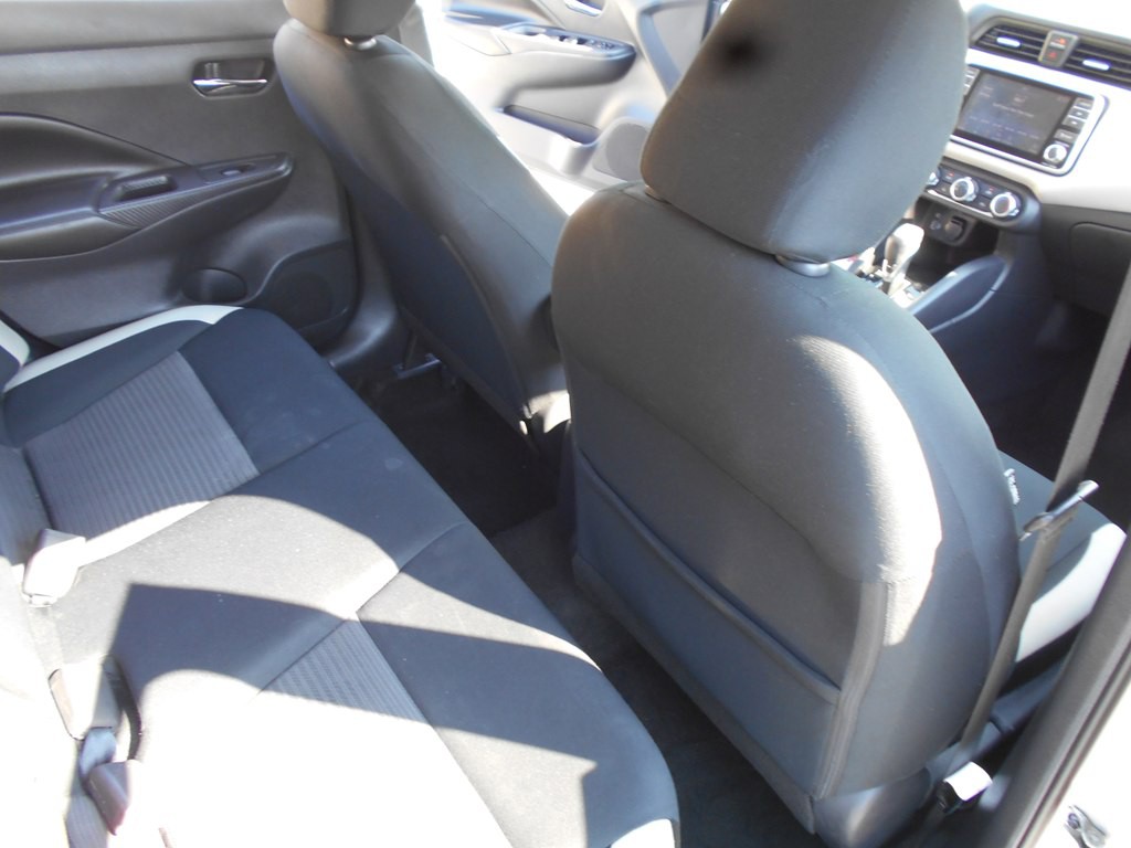 2020 Nissan Versa Image 23