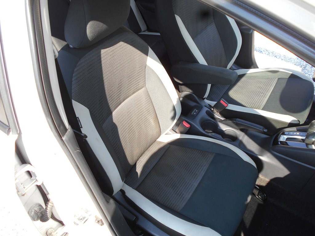 2020 Nissan Versa Image 27