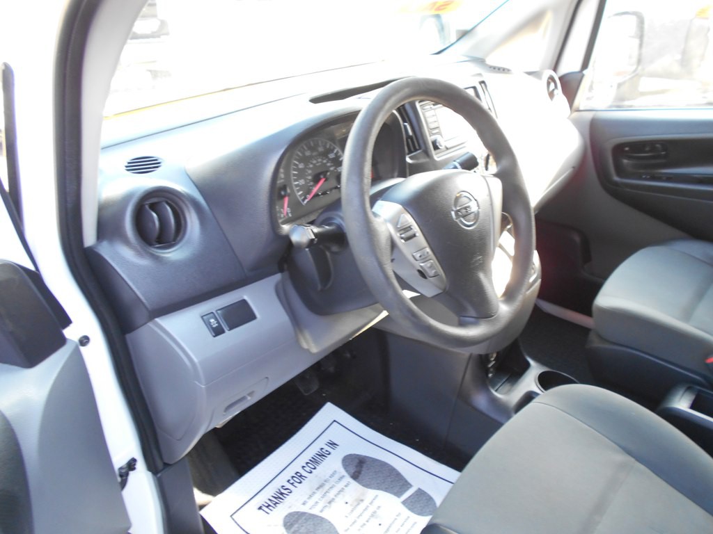 2018 Nissan NV200 Image 45