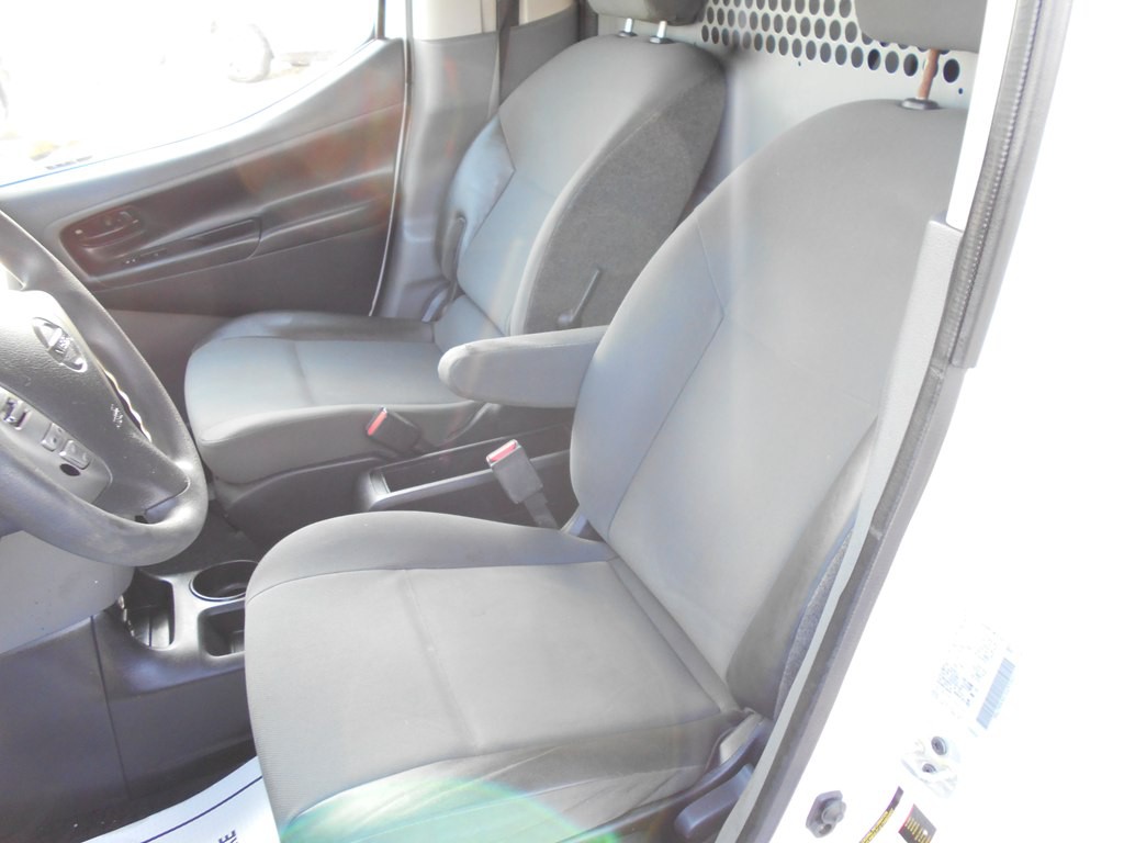 2018 Nissan NV200 Image 46