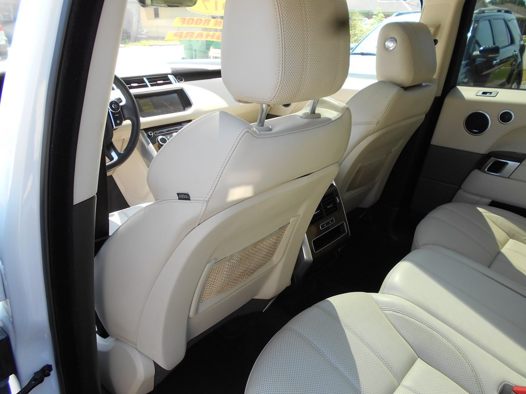 2017 Land Rover Range Rover Sport Image 21