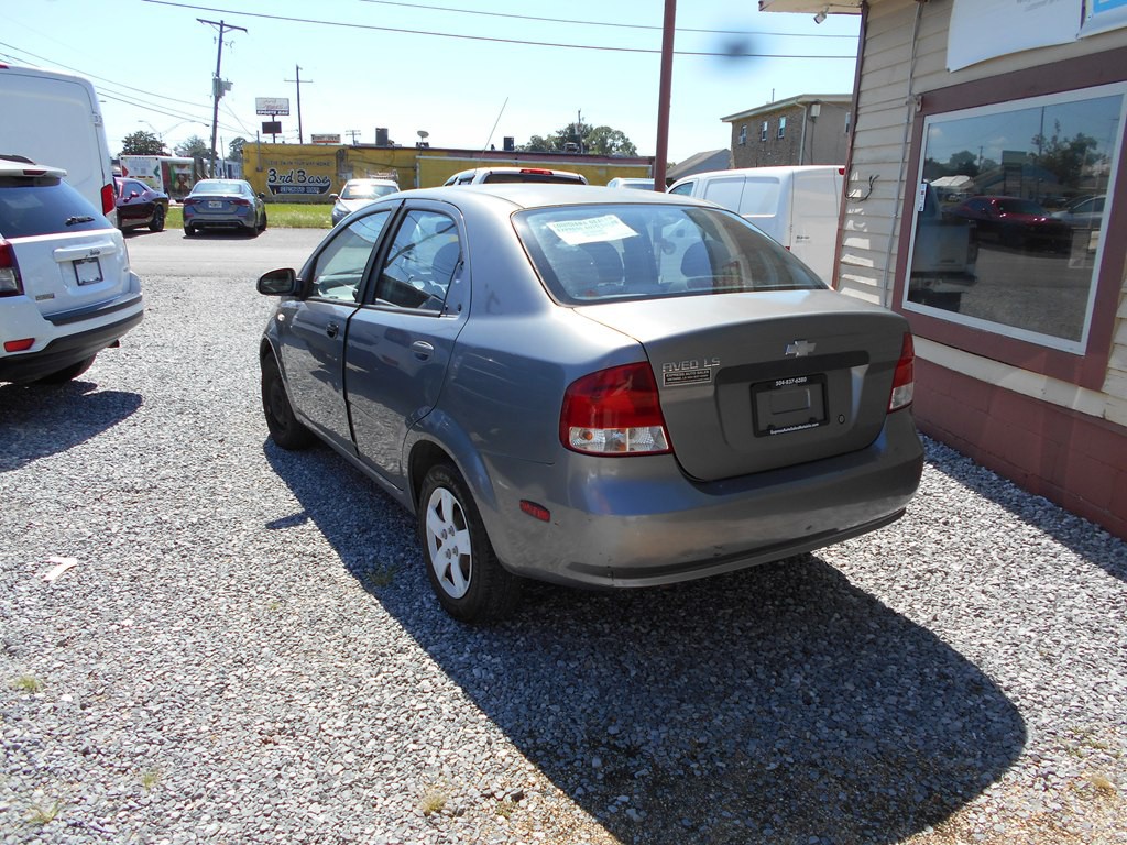 2006 Chevrolet Aveo Image 2