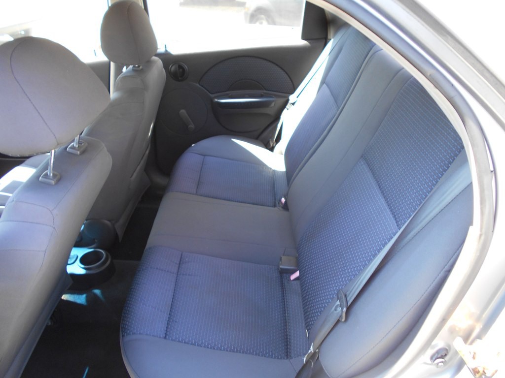 2006 Chevrolet Aveo Image 13