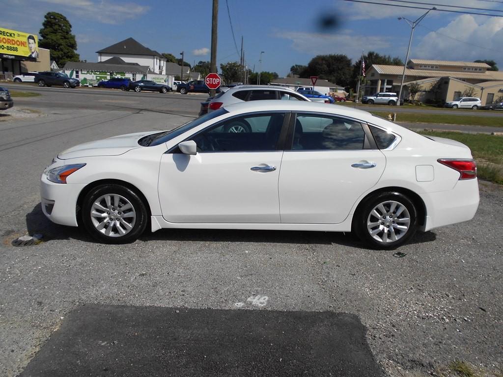 2018 Nissan Altima Image 3