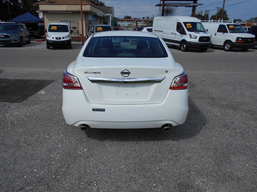 2018 Nissan Altima Image 5