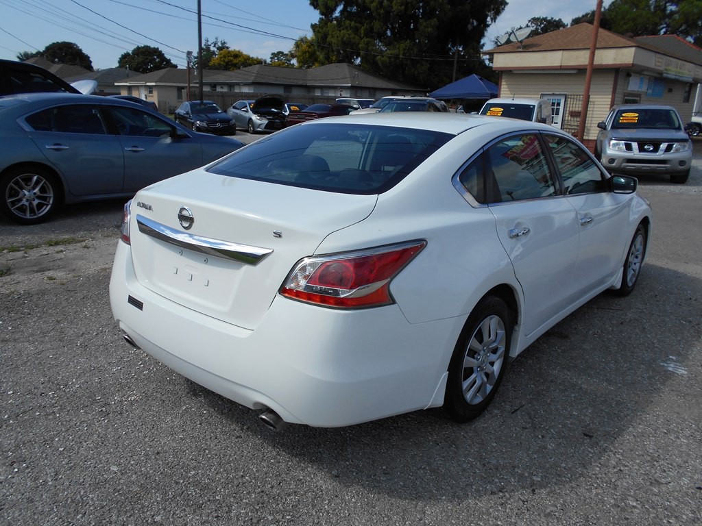 2018 Nissan Altima Image 6