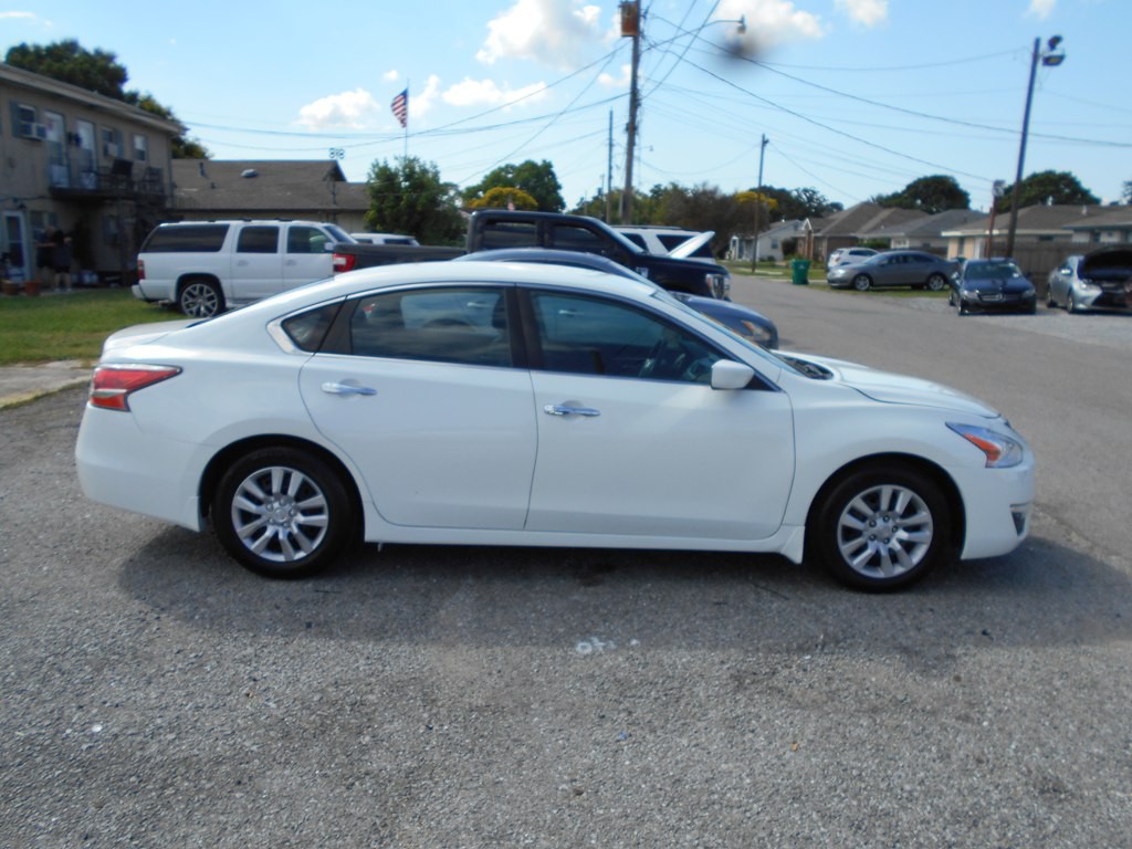2018 Nissan Altima Image 7