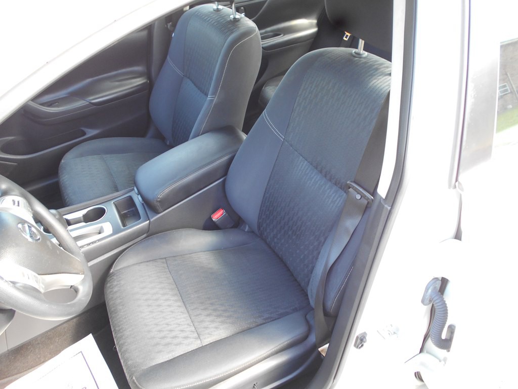 2018 Nissan Altima Image 14