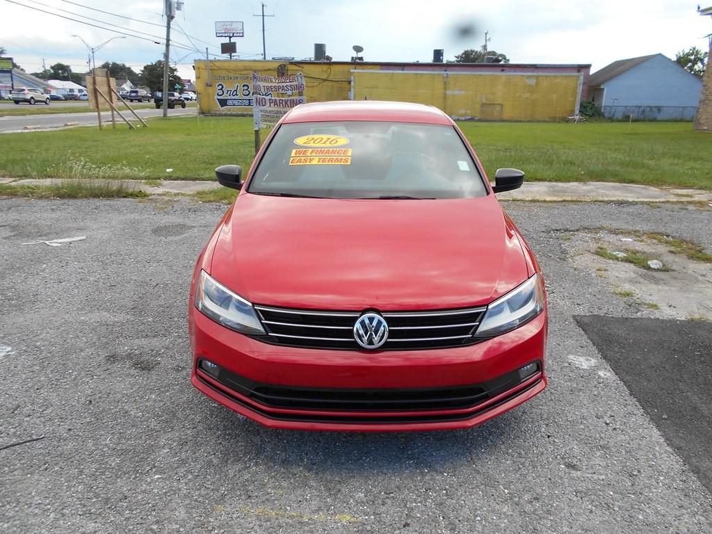 2016 Volkswagen Jetta Image 2
