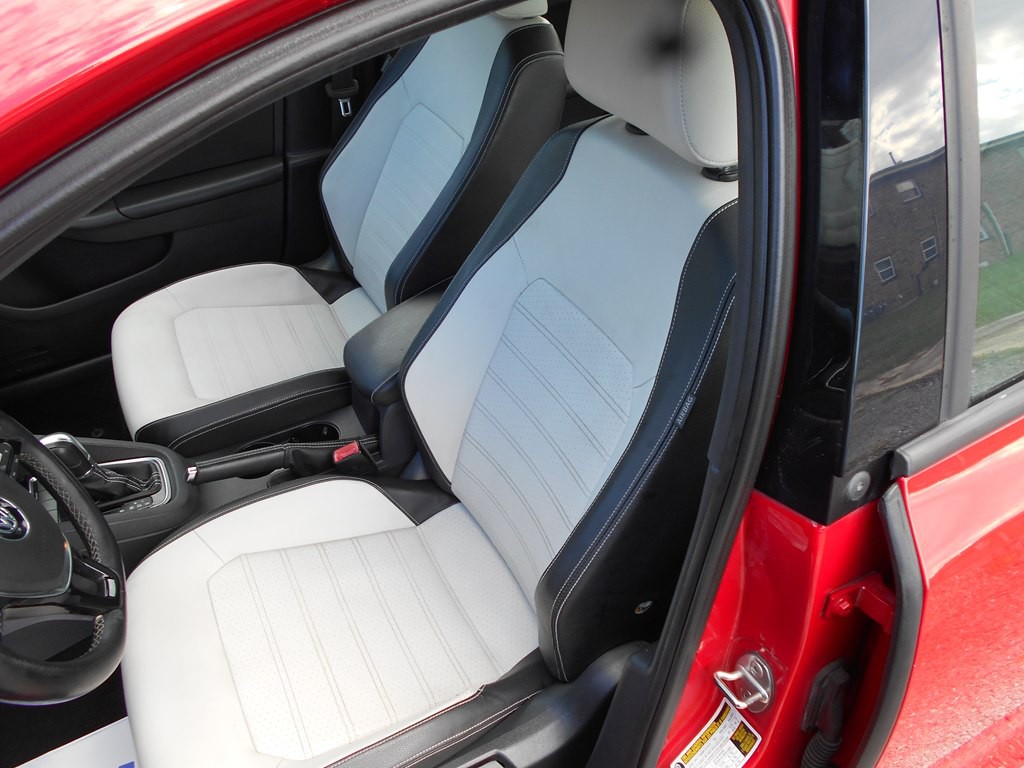 2016 Volkswagen Jetta Image 16