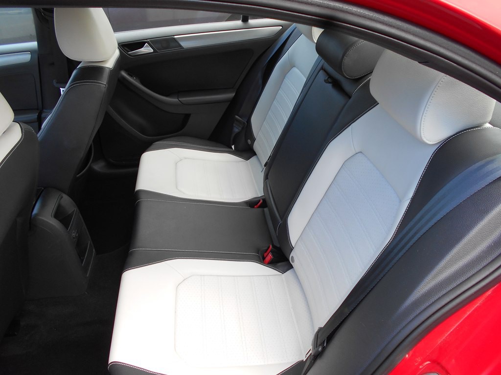 2016 Volkswagen Jetta Image 18