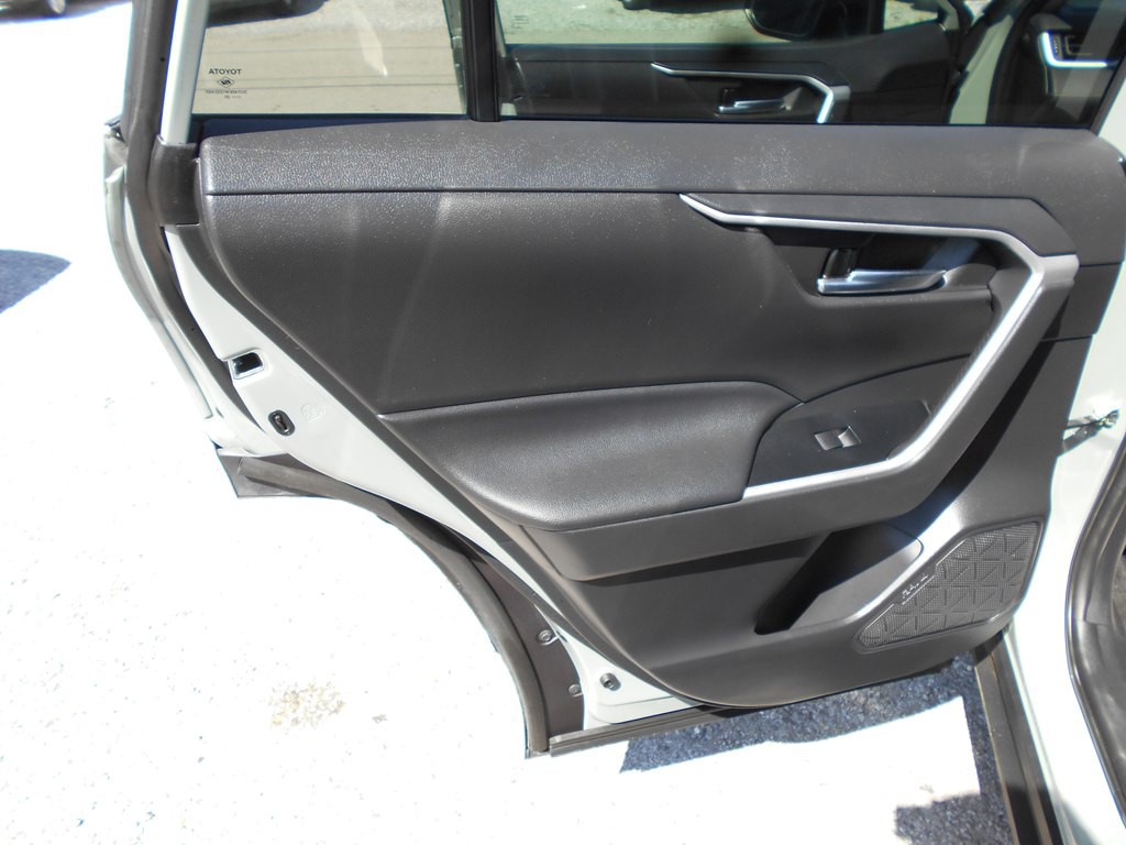 2021 Toyota Rav4 Image 17