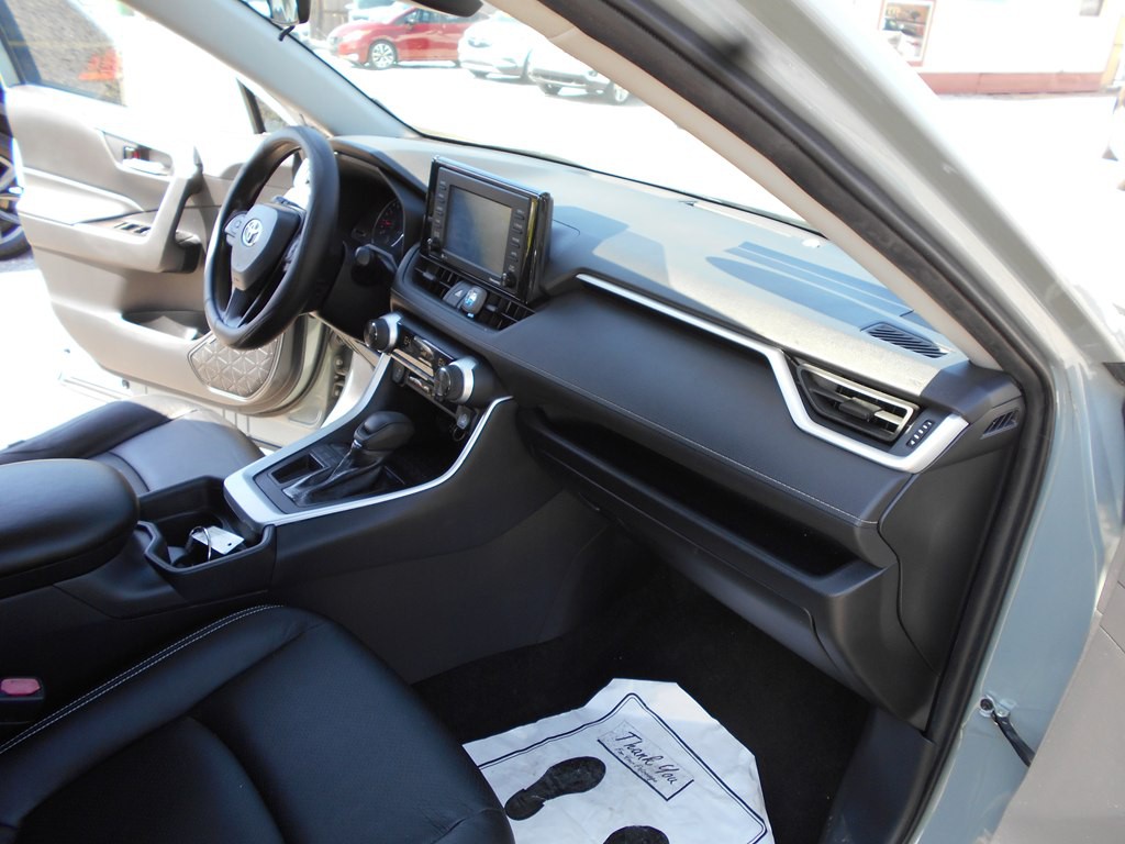 2021 Toyota Rav4 Image 24