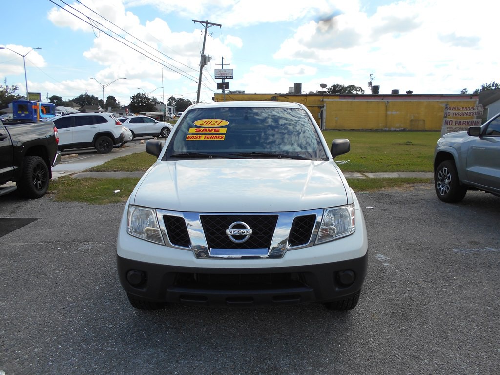 2020 Nissan Frontier Image 2