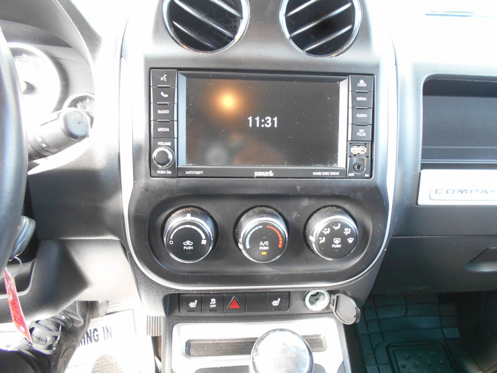 2014 Jeep Compass Image 12
