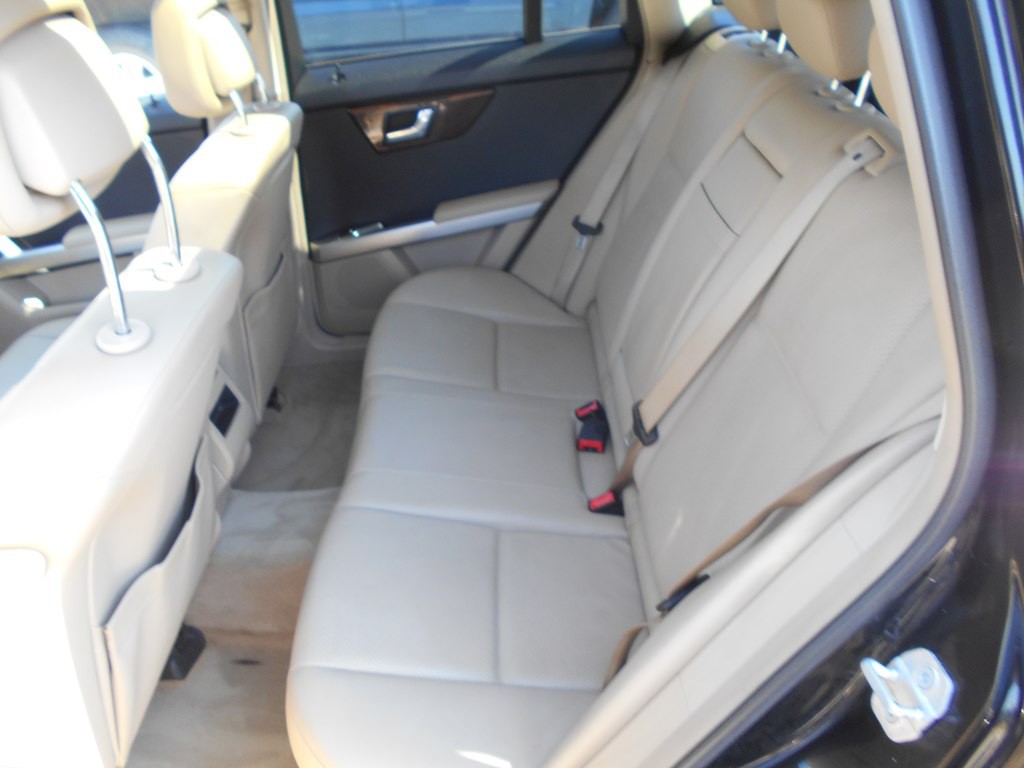 2011 Mercedes-Benz GLK-Class Image 18