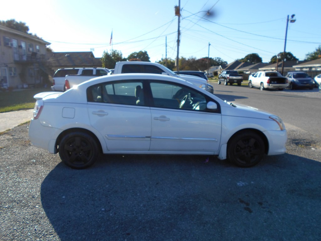 2012 Nissan Sentra Image 7