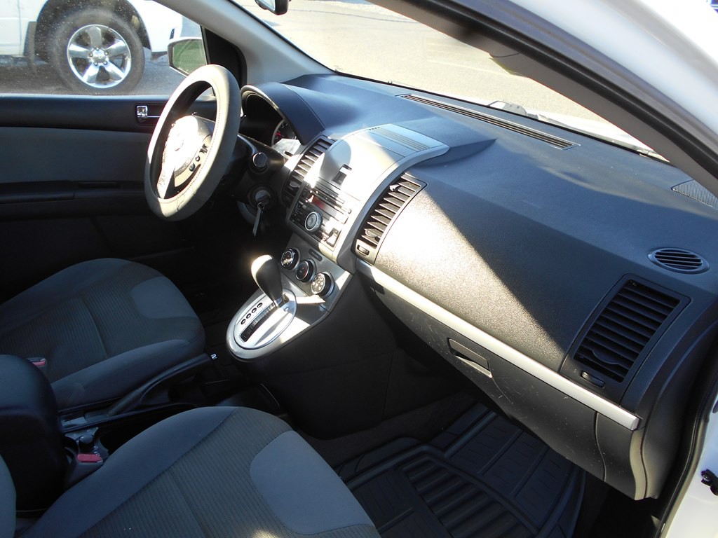 2012 Nissan Sentra Image 24