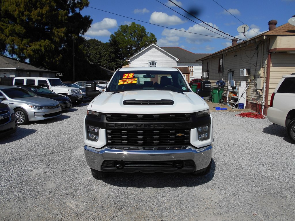 2023 Chevrolet Silverado 1500 Image 2