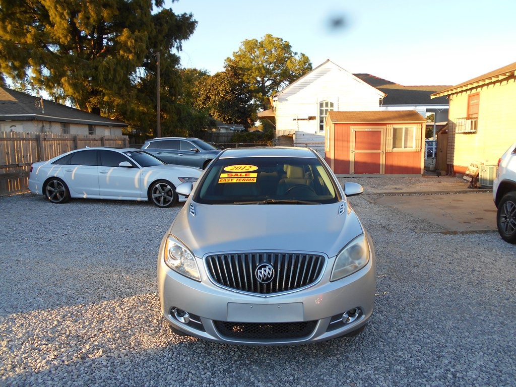 2012 Buick Verano Image 2