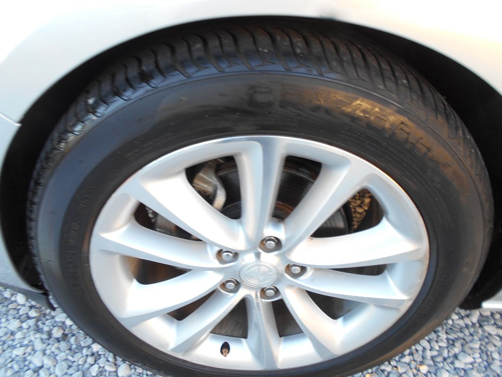 2012 Buick Verano Image 8