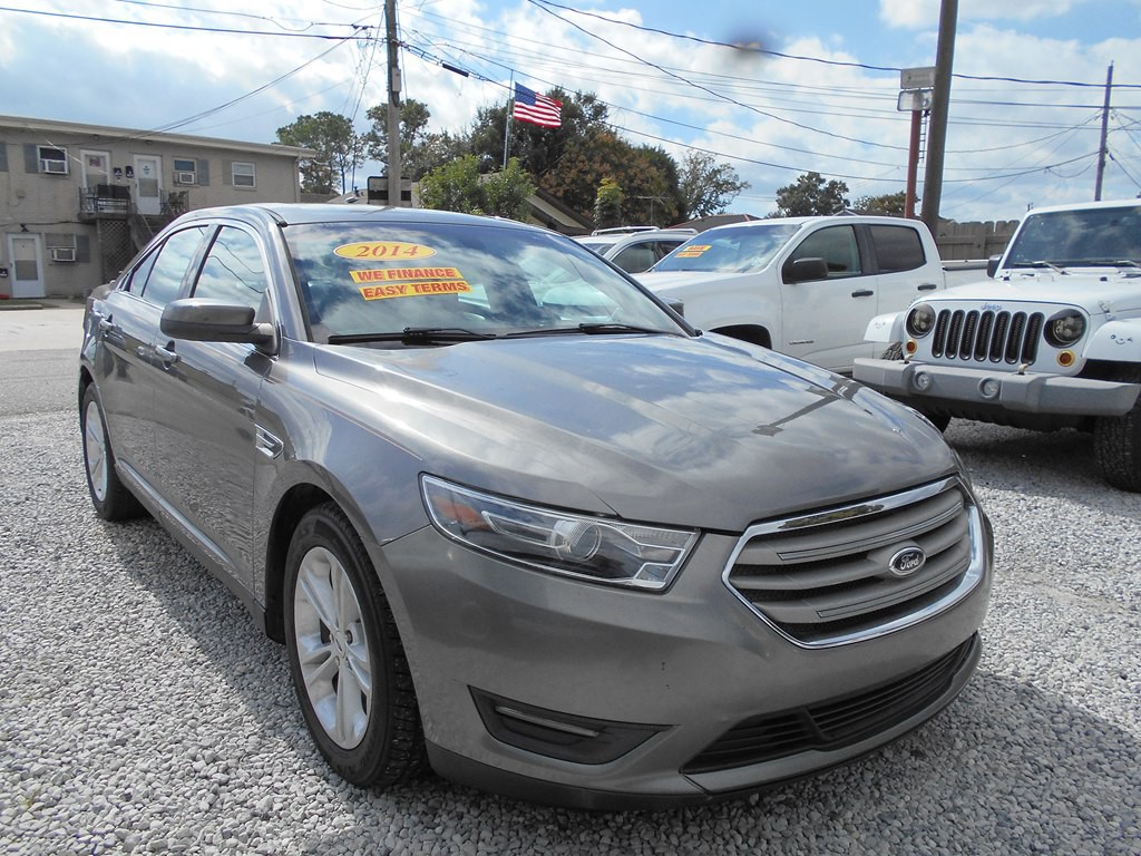 2014 Ford Taurus Image 8