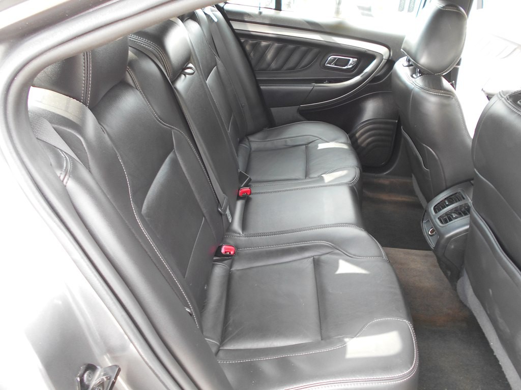 2014 Ford Taurus Image 21