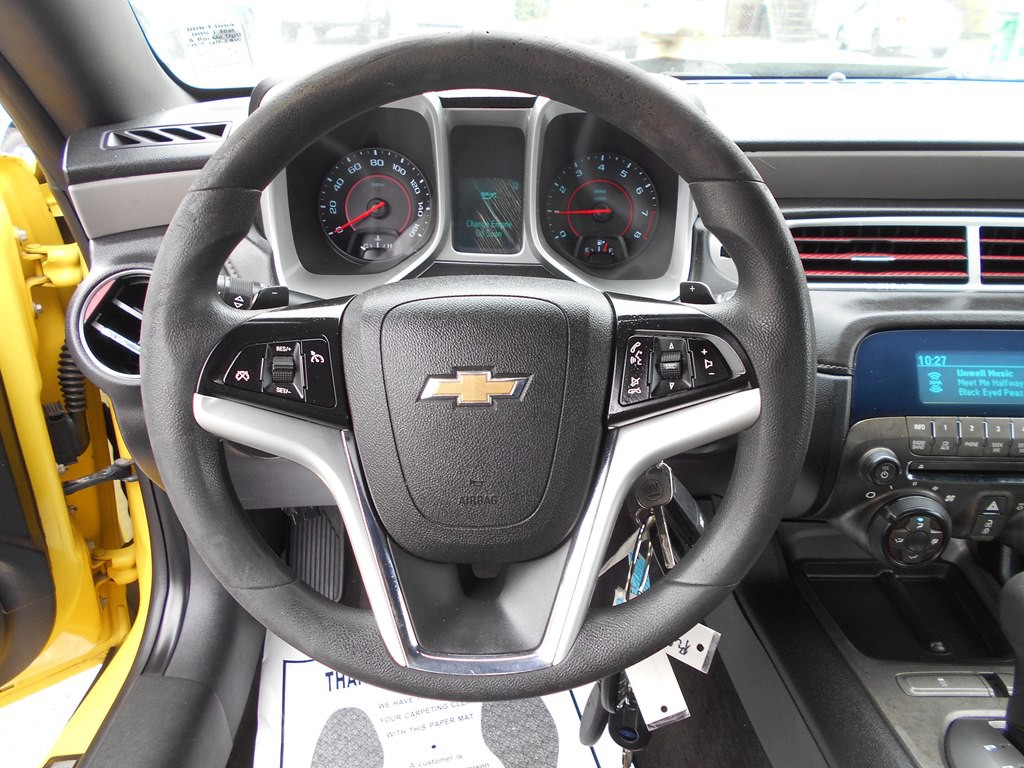 2015 Chevrolet Camaro Image 11