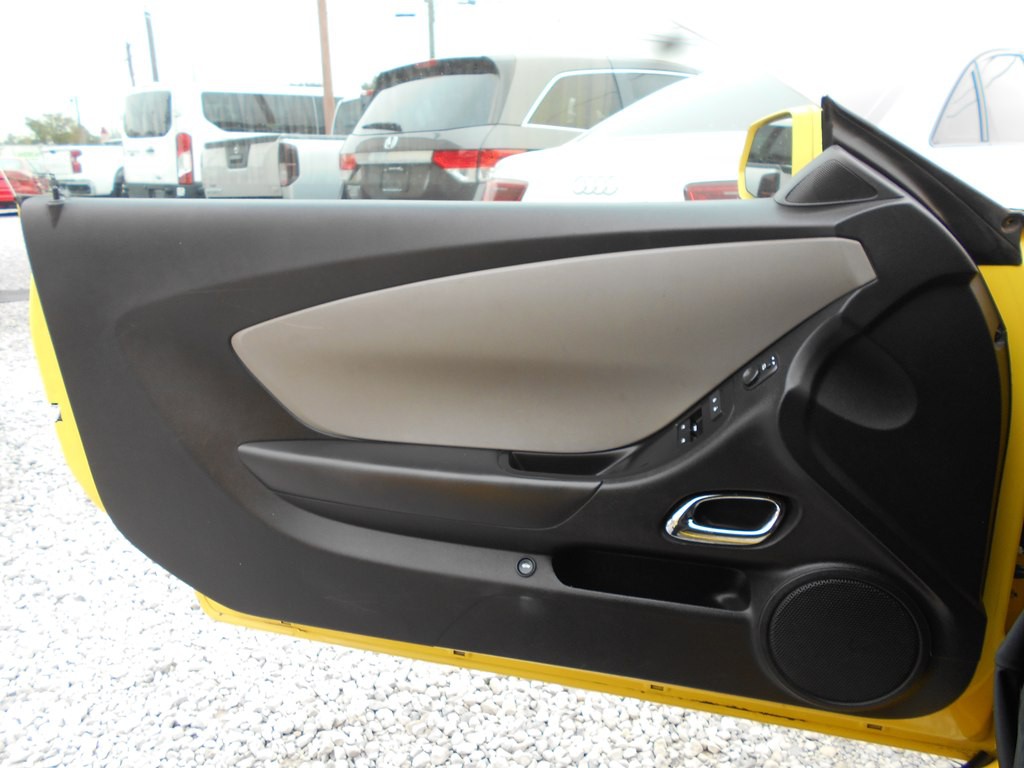 2015 Chevrolet Camaro Image 12