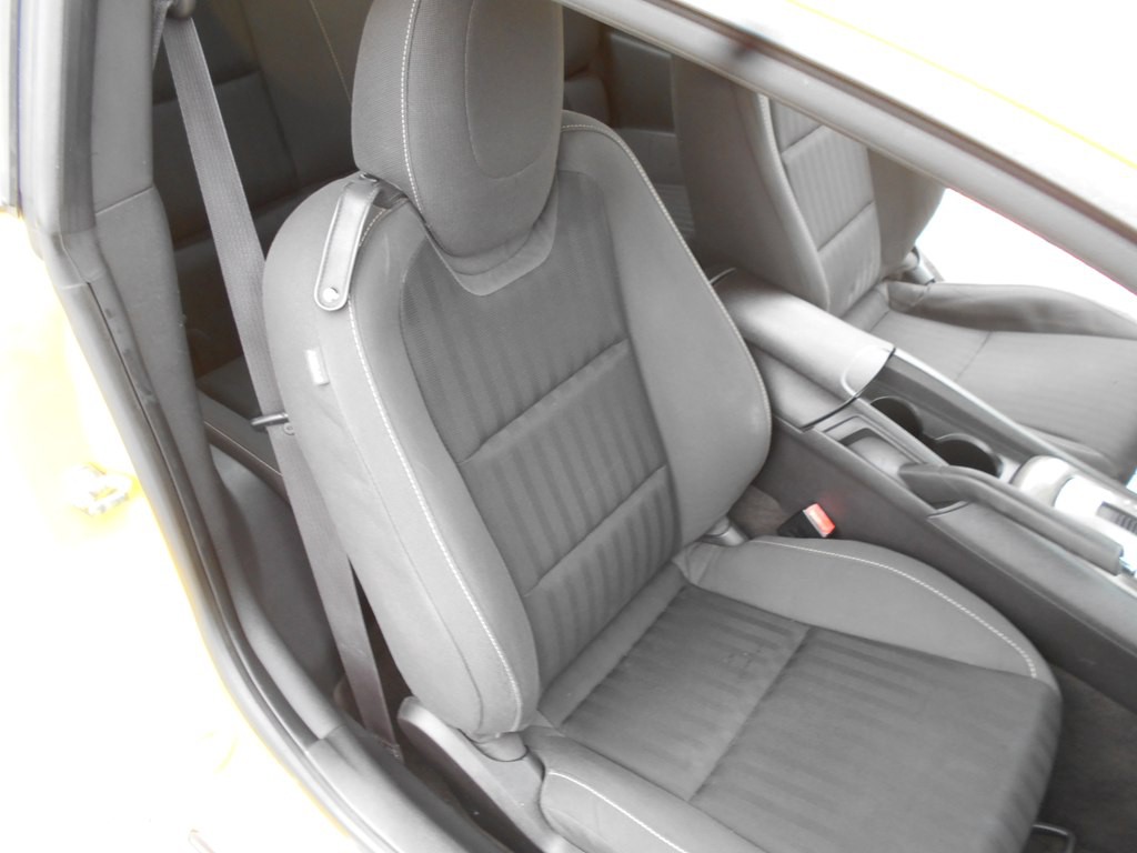 2015 Chevrolet Camaro Image 19