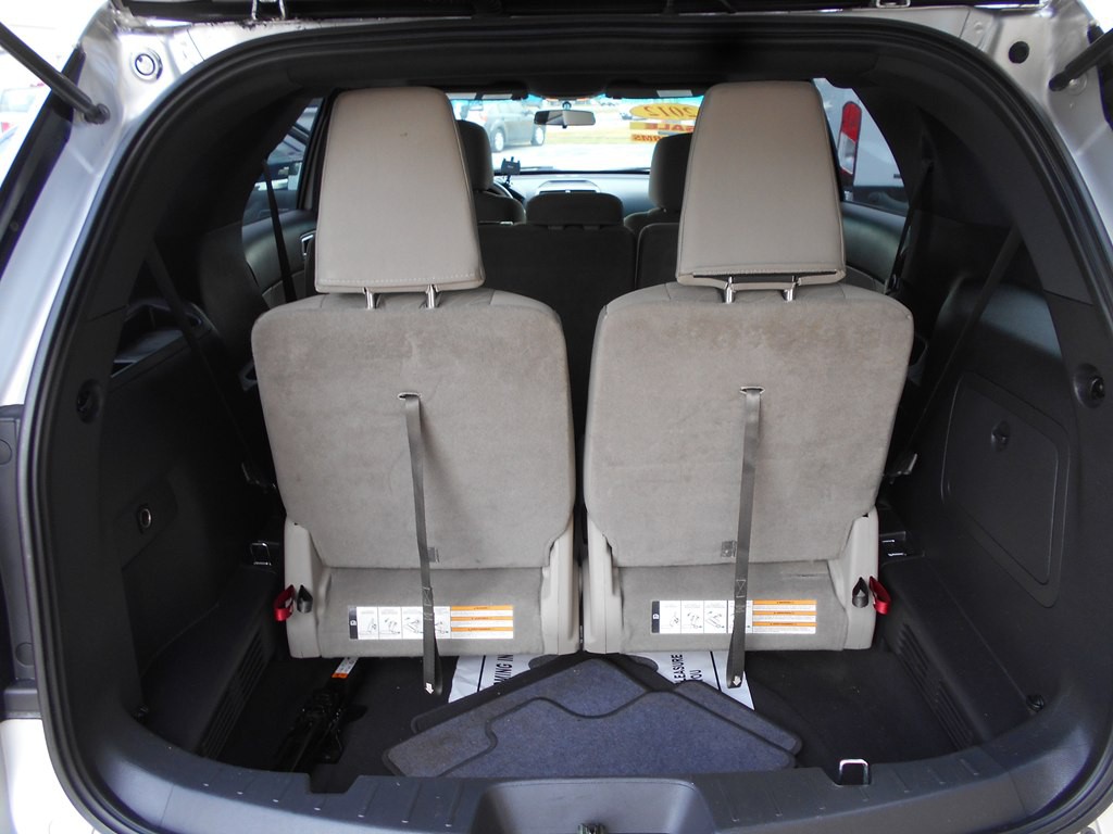 2012 Ford Explorer Image 21