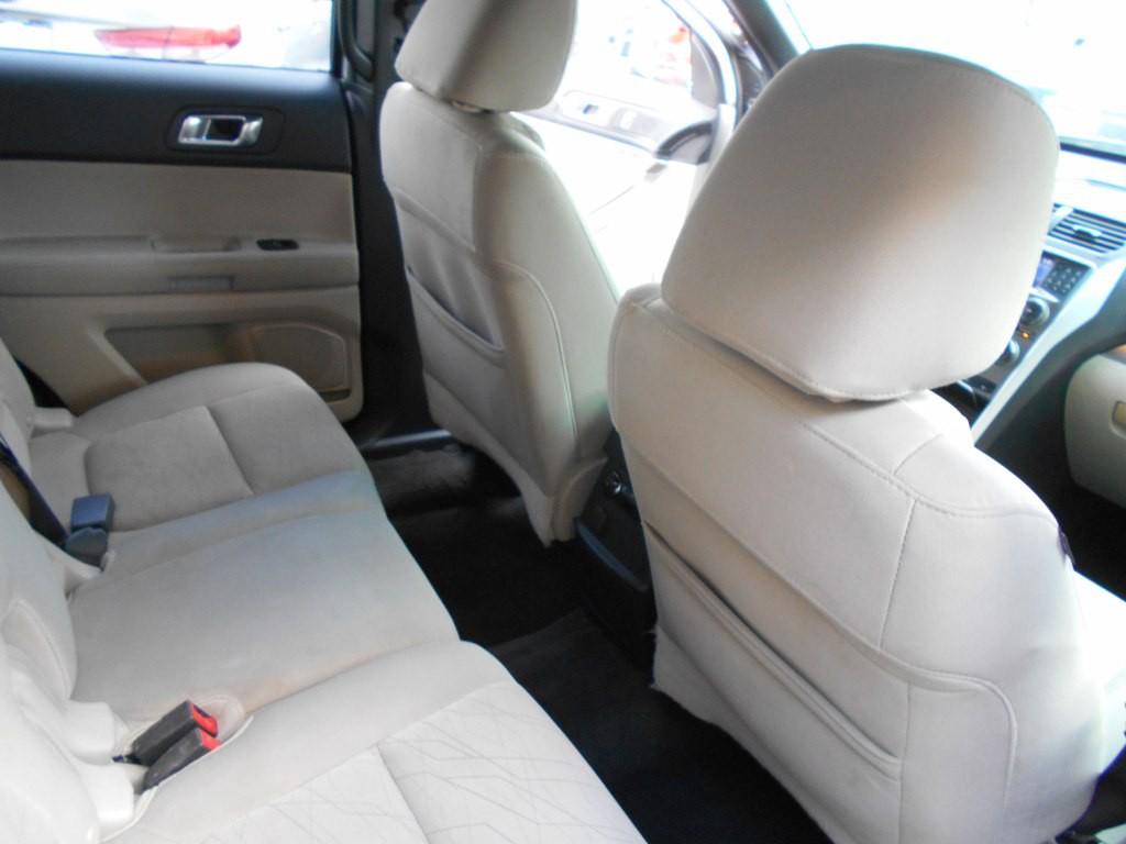 2012 Ford Explorer Image 23