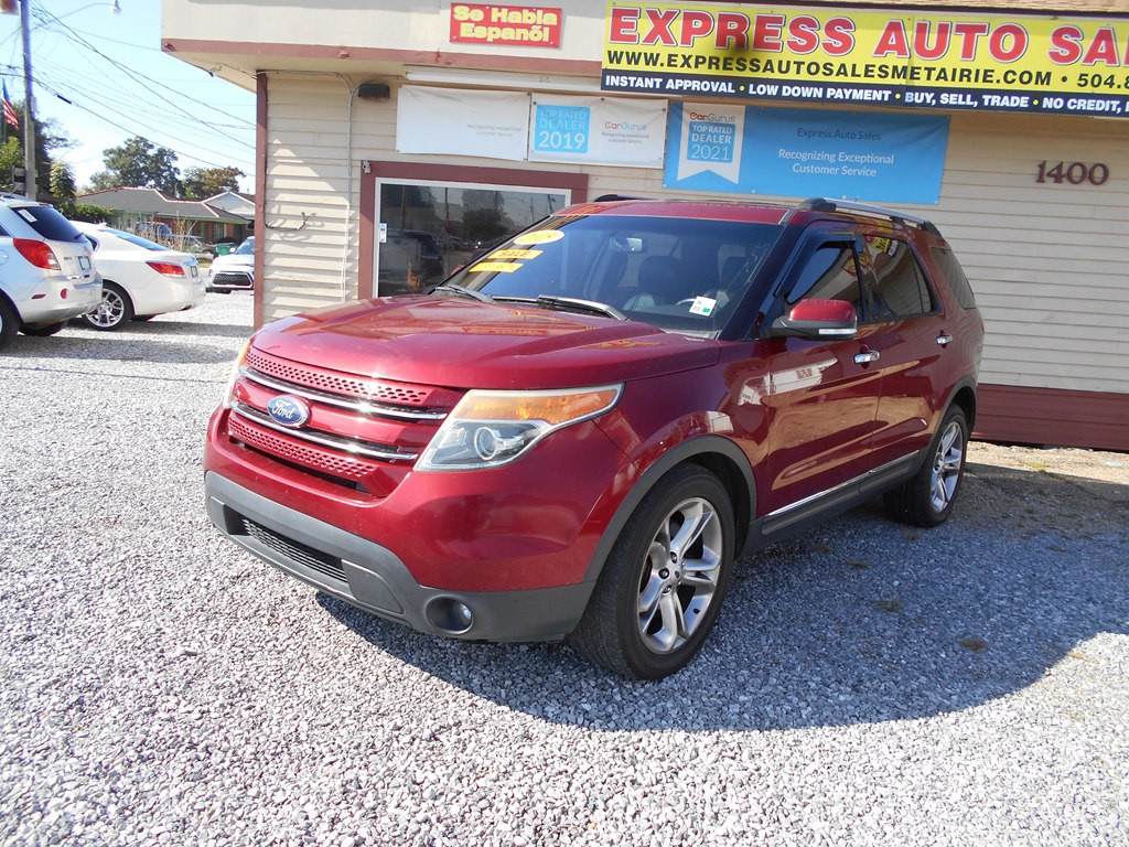 2015 Ford Explorer Image 1