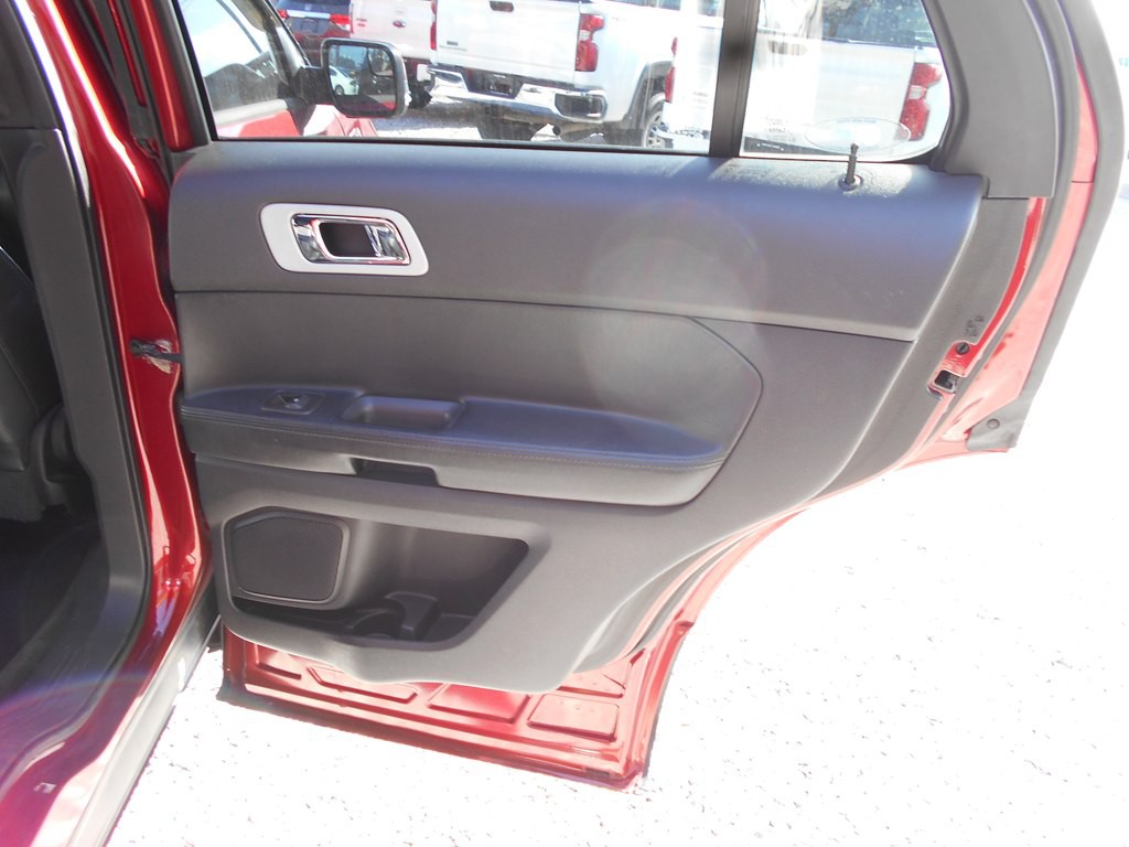 2015 Ford Explorer Image 19