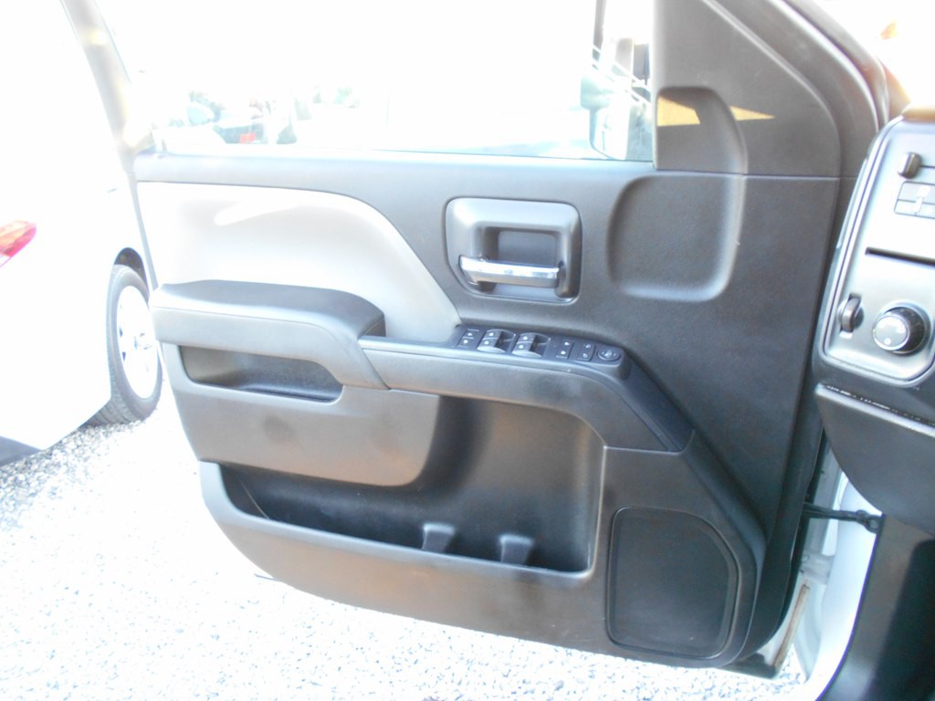 2018 Chevrolet Silverado 1500 Image 16