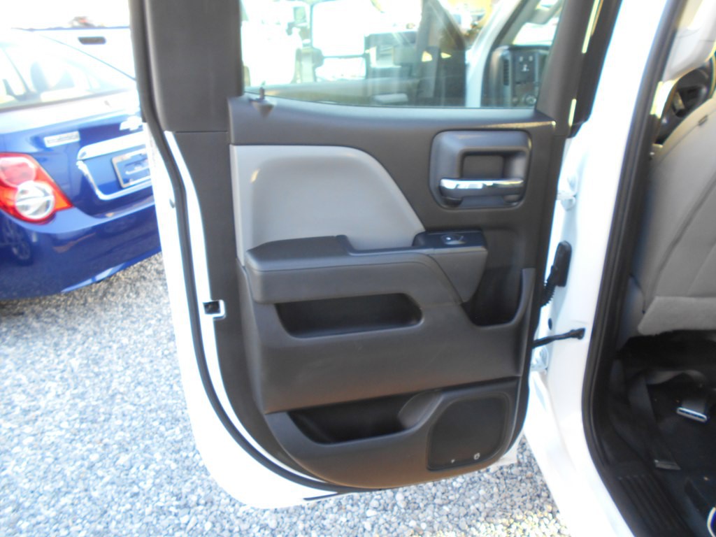 2018 Chevrolet Silverado 1500 Image 19