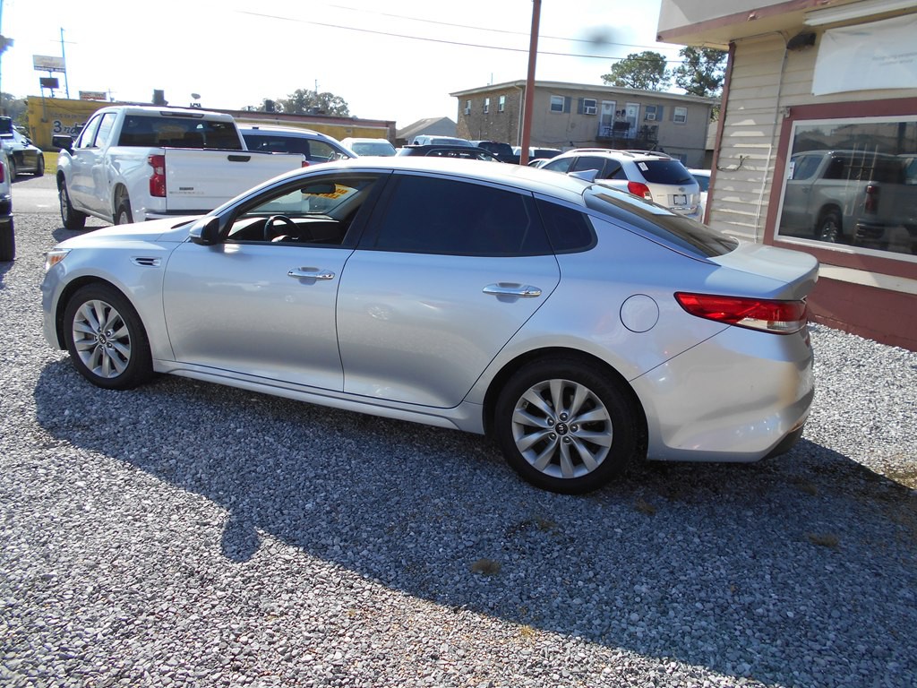 2016 Kia Optima Image 3
