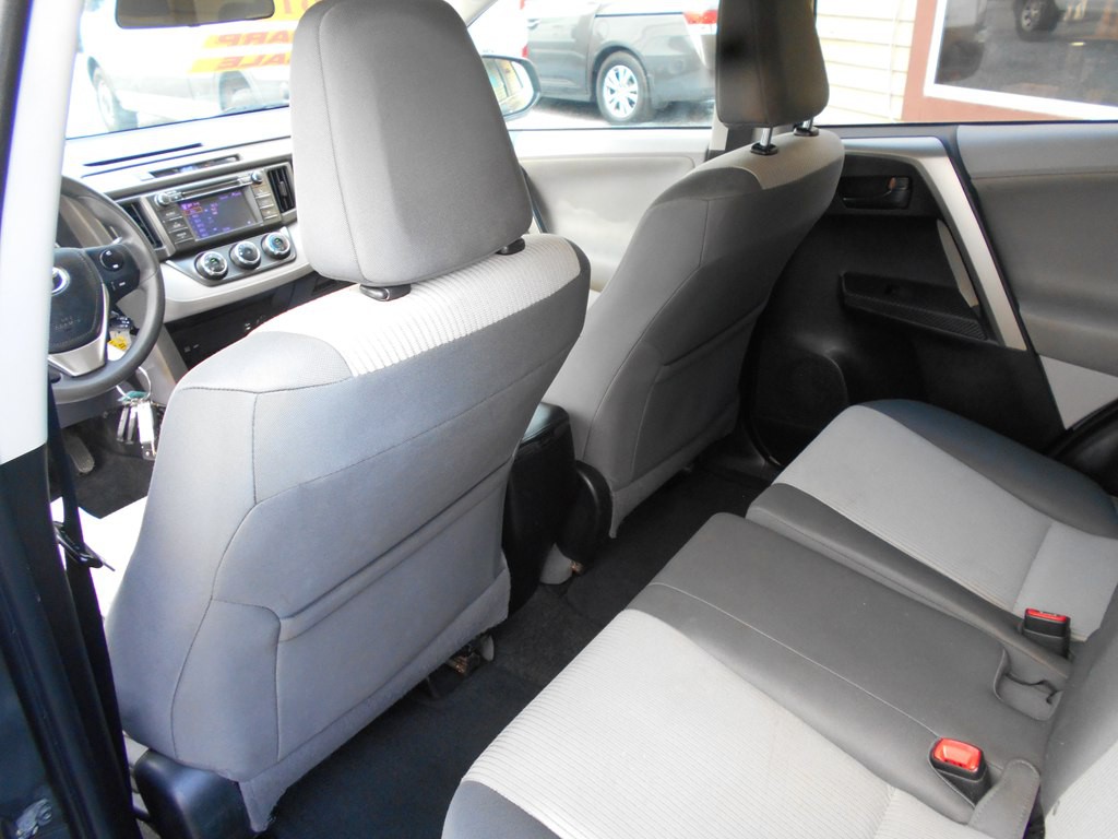 2013 Toyota Rav4 Image 21