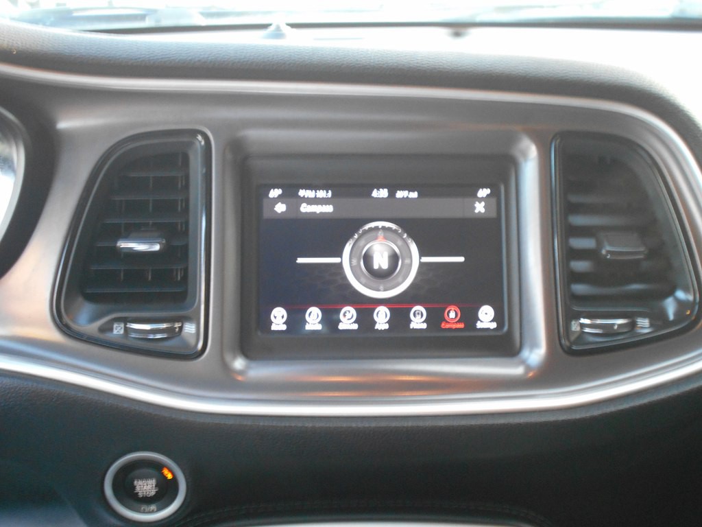 2022 Dodge Challenger Image 11